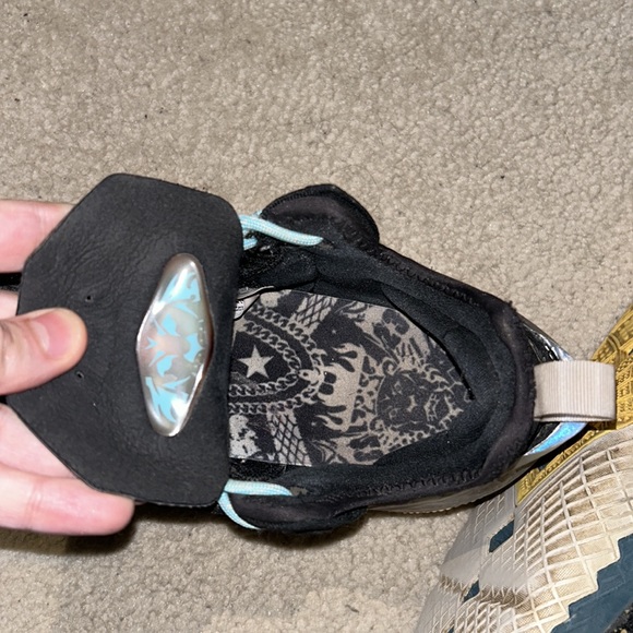 Nike sneakers - Picture 3 of 5